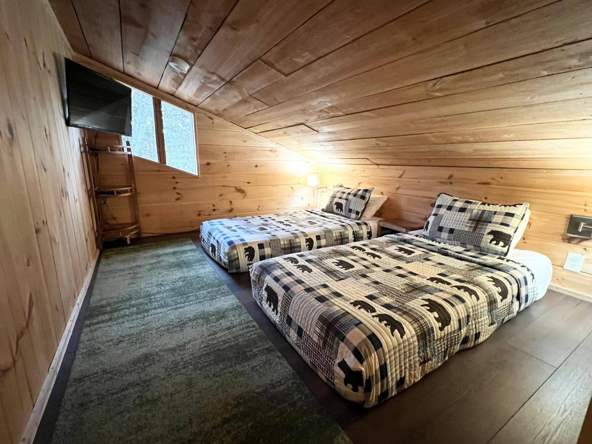 Firefly Fields 2-Acres With Guest House, Game Room, Mountain & River Views Sevierville Εξωτερικό φωτογραφία